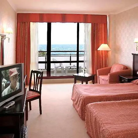 ホテル Gladiola ゴールデンサンド