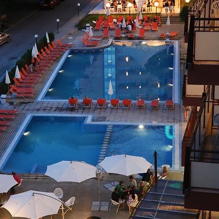 ホテル Gladiola ゴールデンサンド